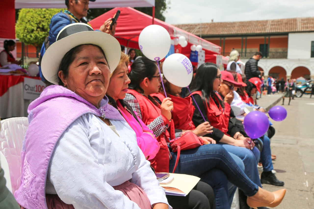 40d2be61-4eec-416d-8690-fbd67e5895df