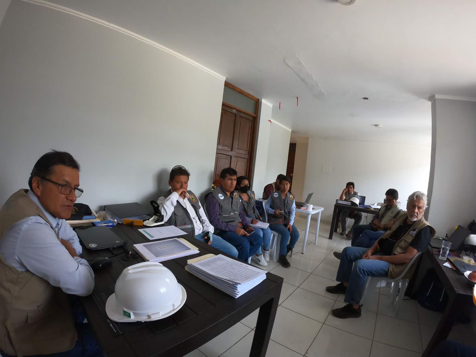 701f33d3-8a35-470c-9407-38e585e40cd2