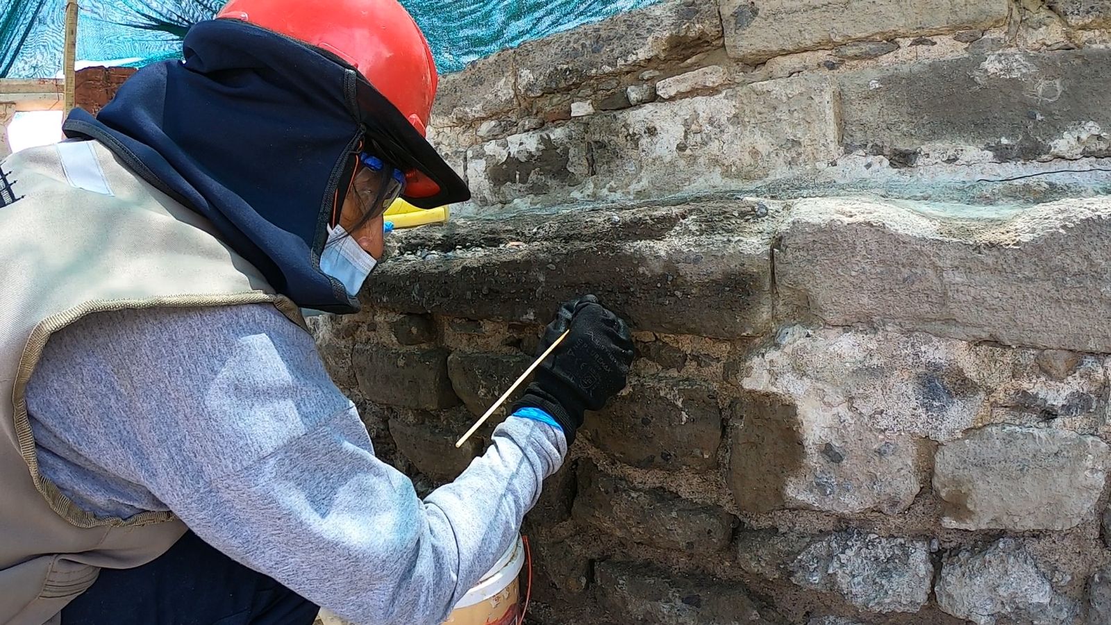 ef66b4ea-543d-4f77-a255-ababd9386444