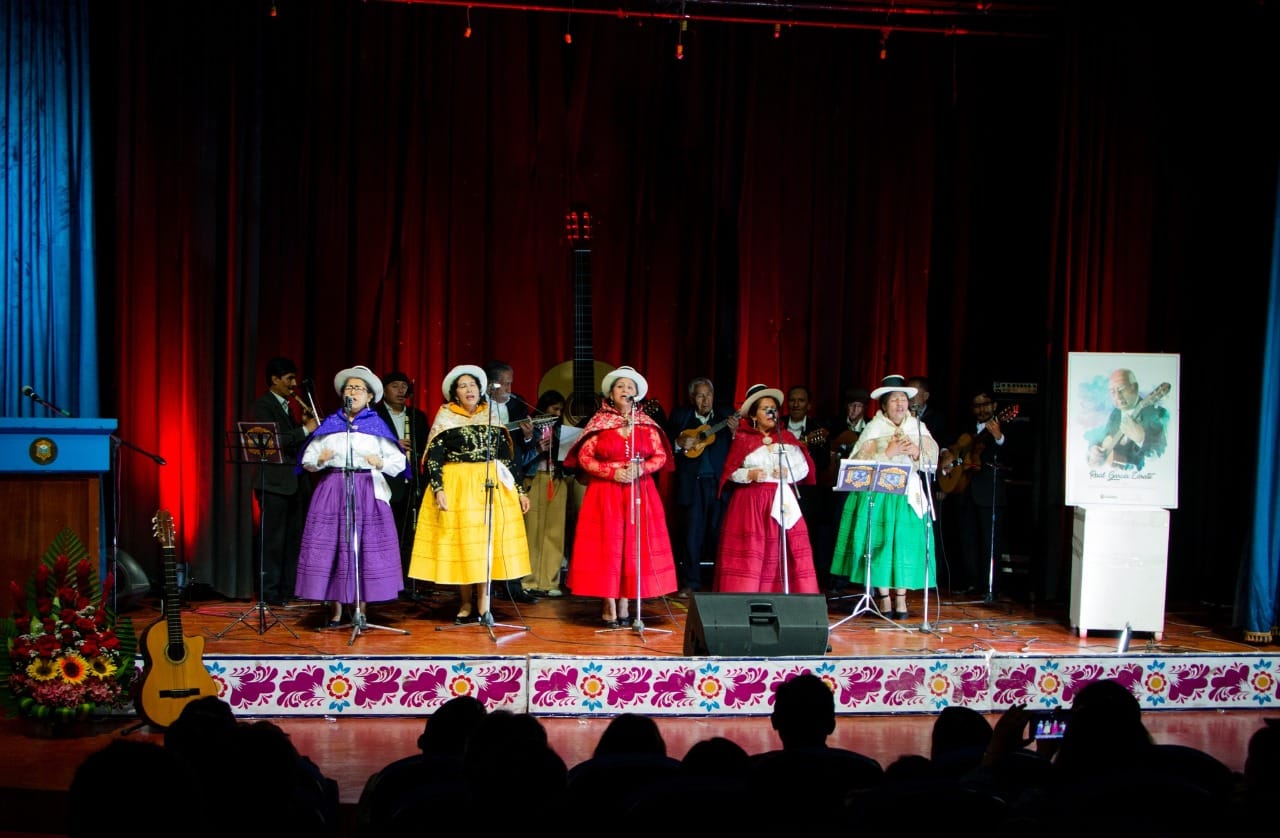 94e01a95-1bd6-42f4-aa48-7cfca227424e